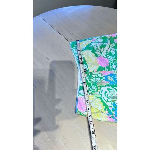 LILLY PULITZER BUTTERCUP SHORT HIBISCUS STROLL SCALLOP TRIM SIZE 0 - Picture 5 of 10
